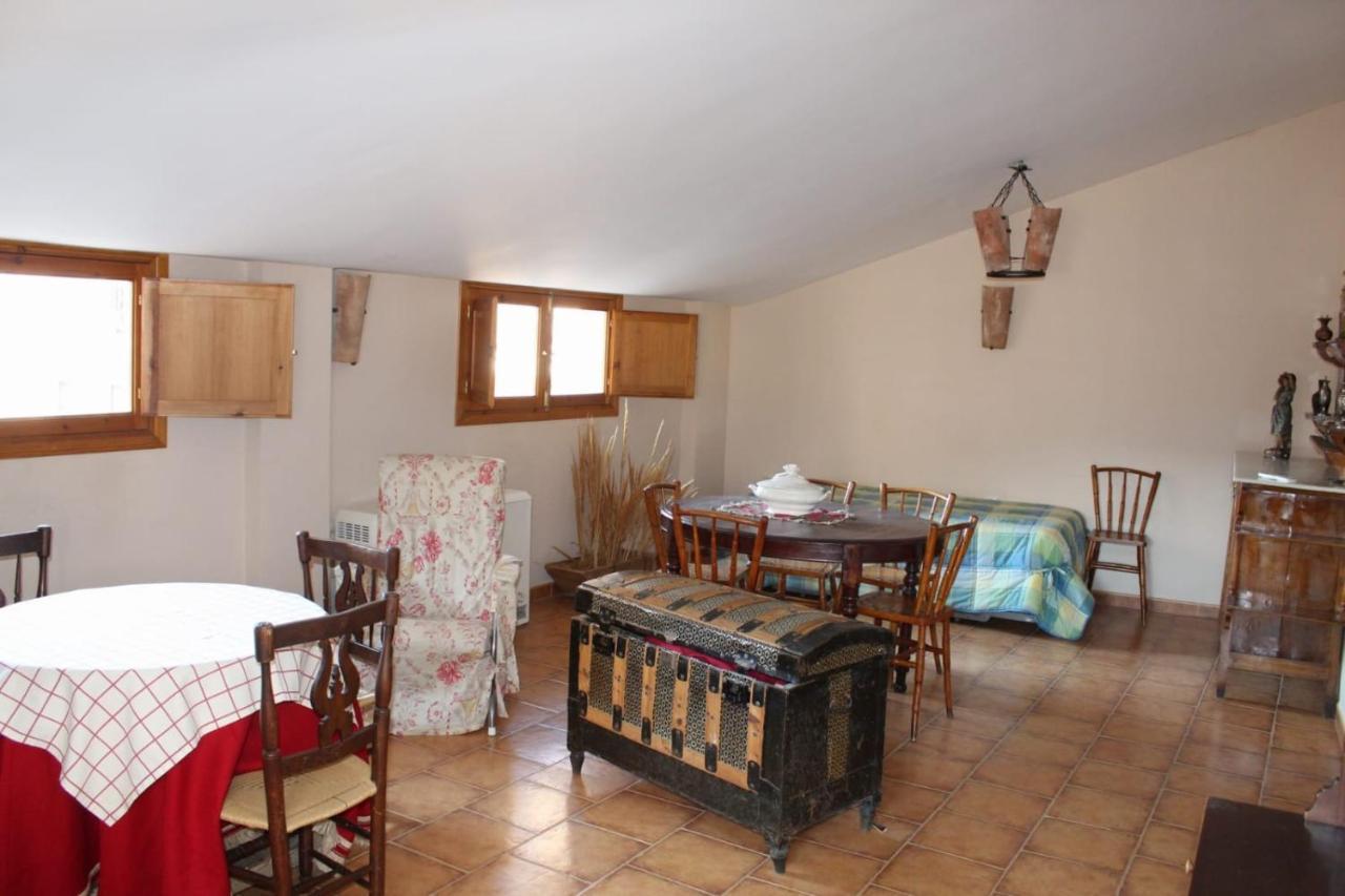 Casa Rural Puerta De La Iglesia Elche de la Sierra Exterior photo